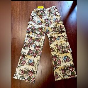 Tapestry Material Floral Cargo Pants